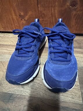 Under Armour women’s Royal Blue Sneakers